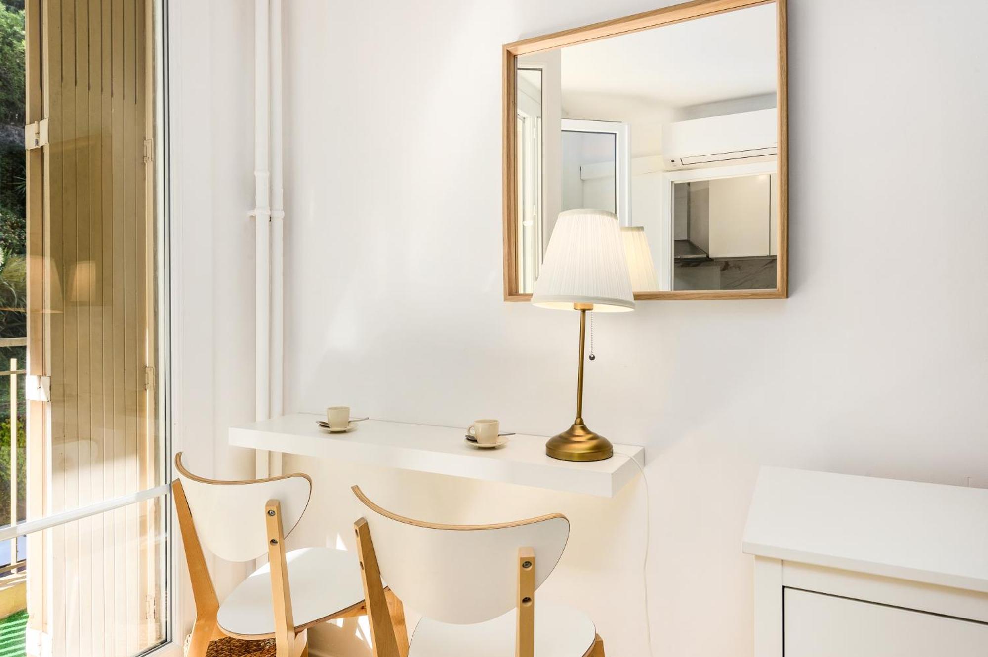 Studio Moderne Menton Buitenkant foto