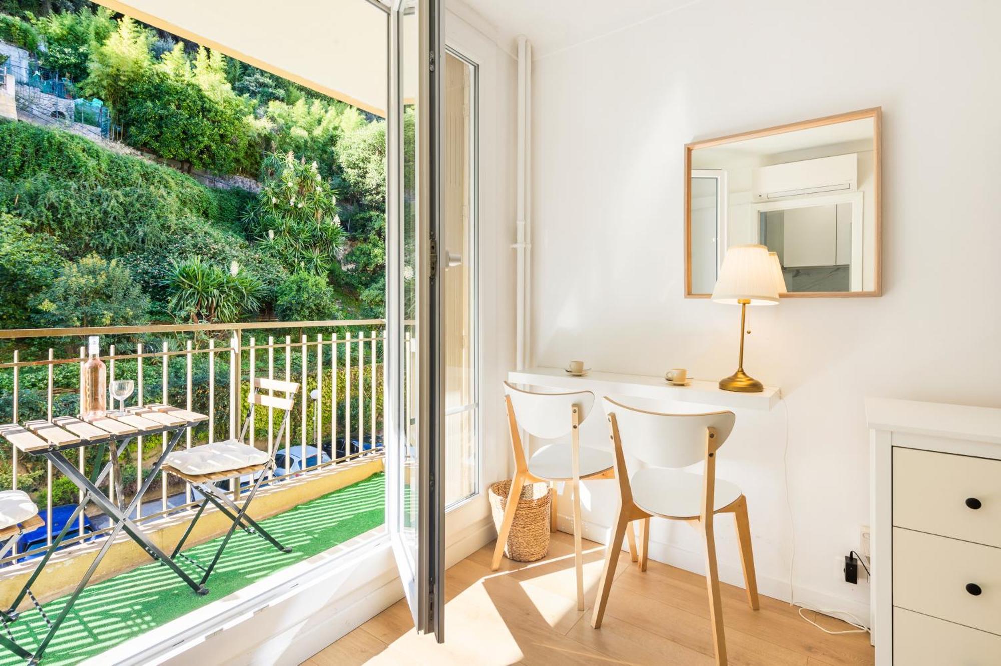 Studio Moderne Menton Buitenkant foto
